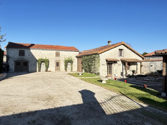 Image No.15-3 Bed House for sale