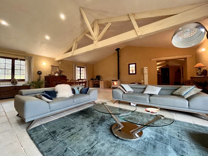 Image No.3-3 Bed House for sale