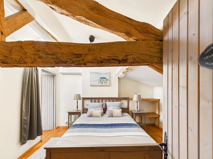 Image No.12-13 Bed House for sale