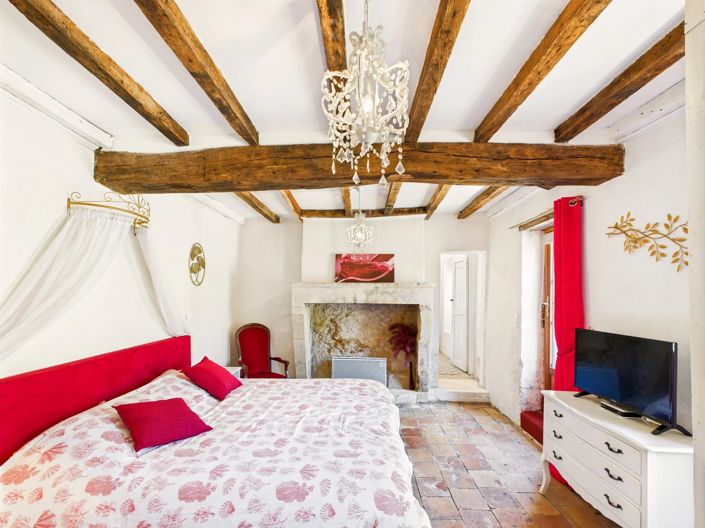 Image No.8-13 Bed House for sale