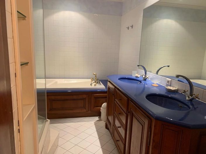 Image No.15-12 Bed House for sale