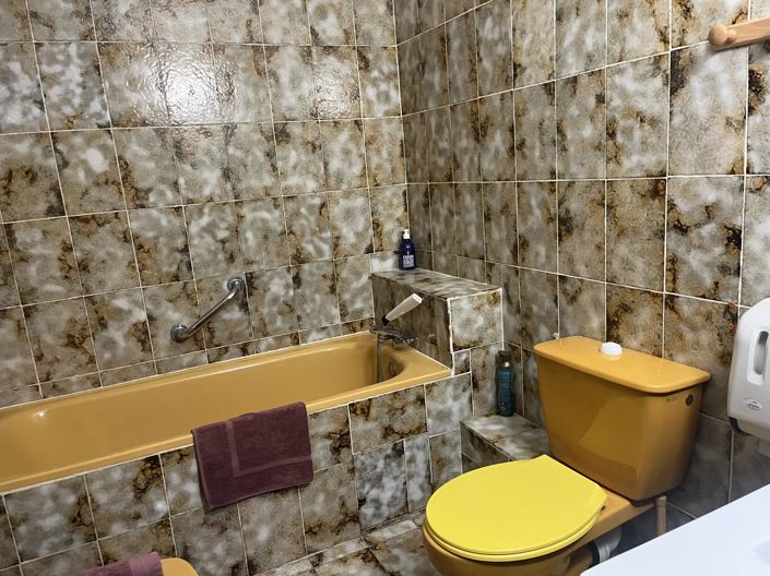 Image No.13-7 Bed House for sale