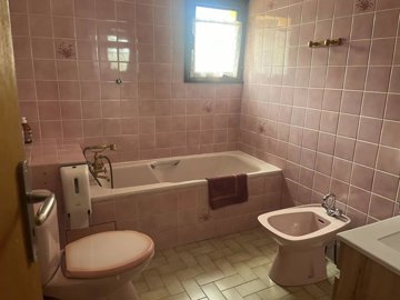 237ae30ca5846c6c802994f686e3f3d96aab10015d192