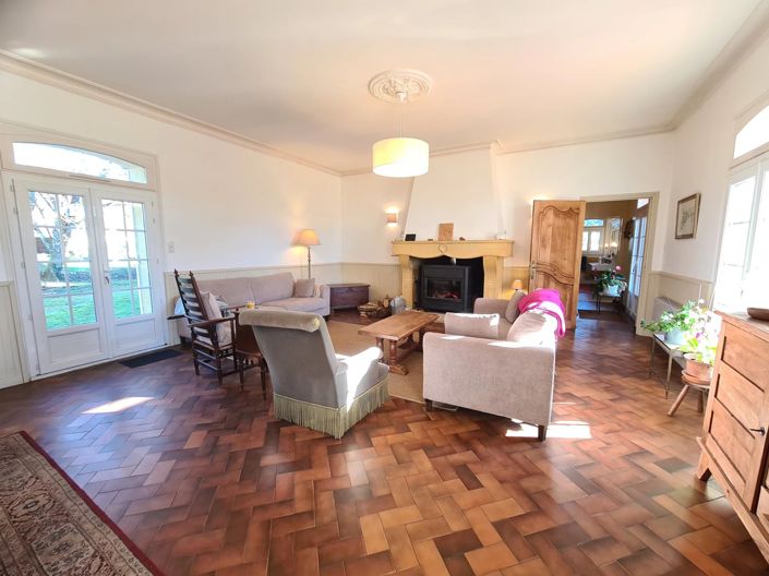 Image No.3-5 Bed House for sale