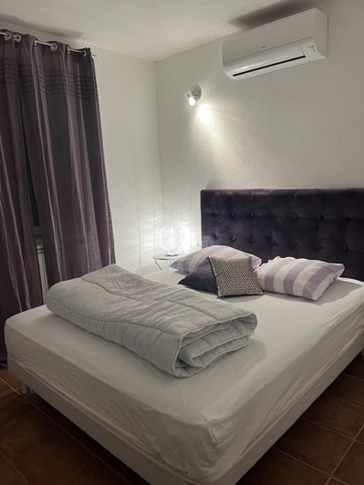 Image No.15-3 Bed House for sale