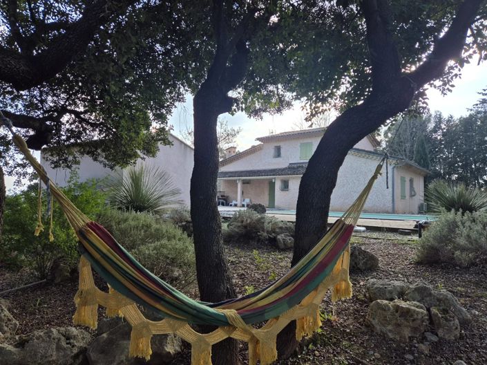 Image No.8-3 Bed House for sale