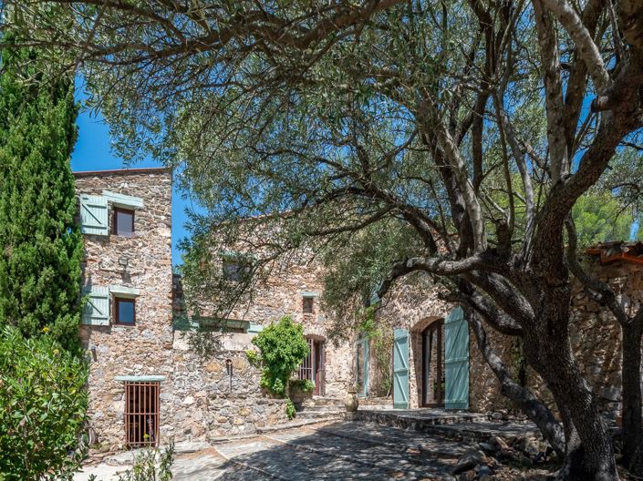 Image No.3-5 Bed House for sale