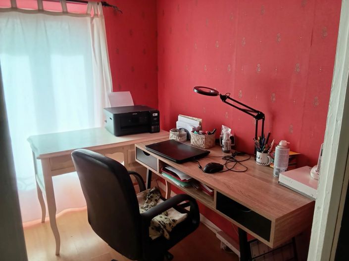 Image No.9-5 Bed House for sale