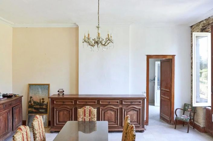 Image No.6-3 Bed House for sale