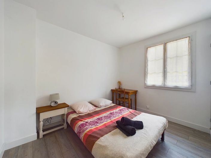 Image No.7-2 Bed House for sale