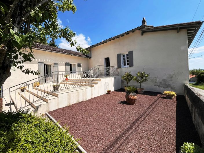 Image No.1-3 Bed House for sale