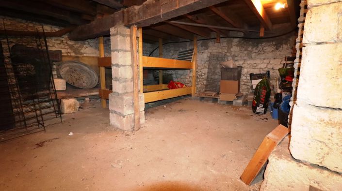 Image No.8-3 Bed House for sale