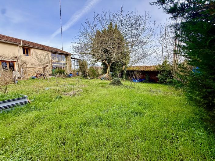 Image No.2-4 Bed House for sale