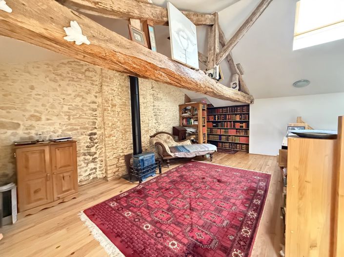 Image No.7-4 Bed House for sale