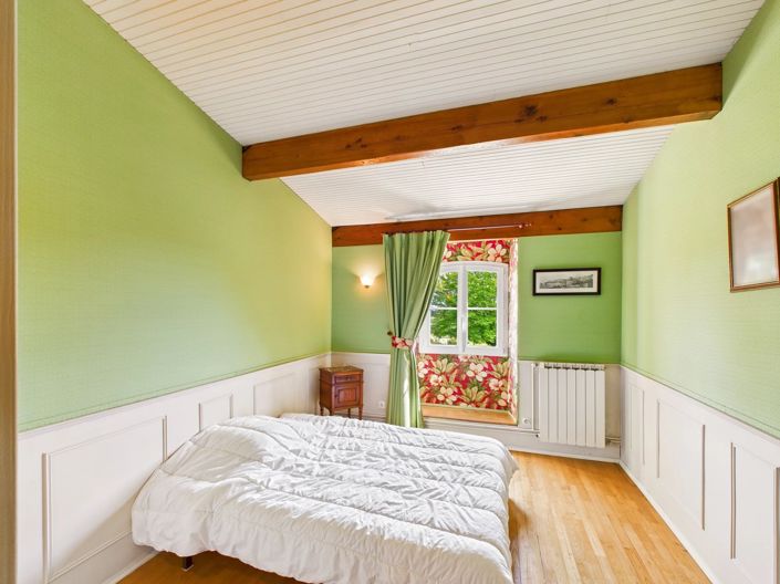 Image No.12-6 Bed House for sale