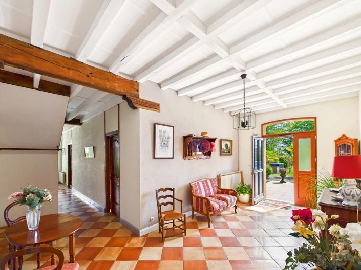 Image No.2-6 Bed House for sale