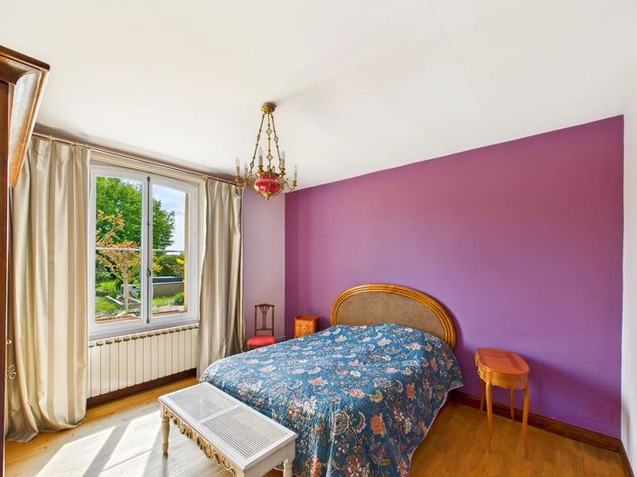 Image No.6-6 Bed House for sale