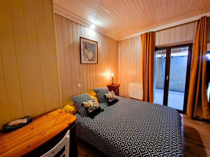 Image No.4-3 Bed Village House for sale