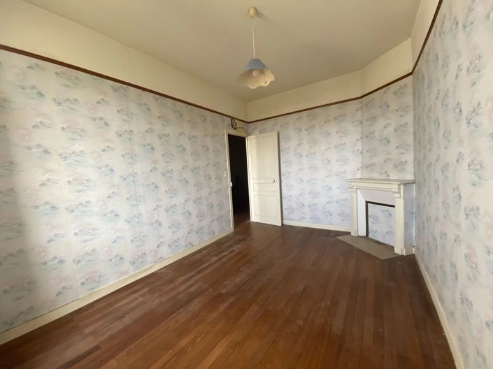 Image No.10-4 Bed House for sale