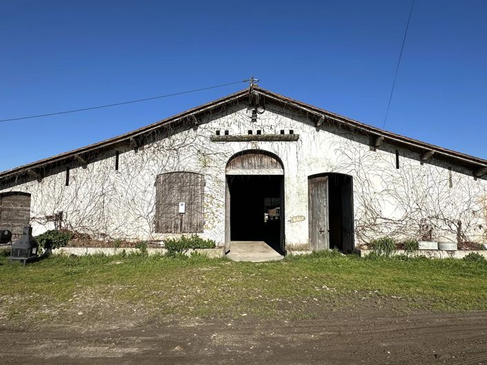 Image No.8-10 Bed House for sale