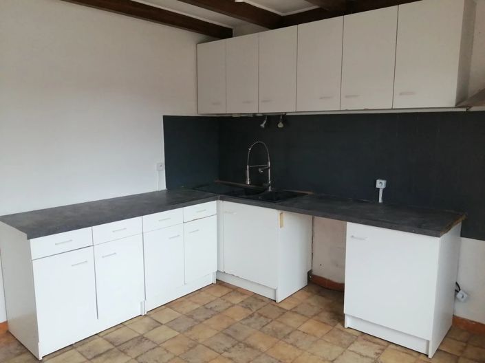 Image No.3-3 Bed House for sale