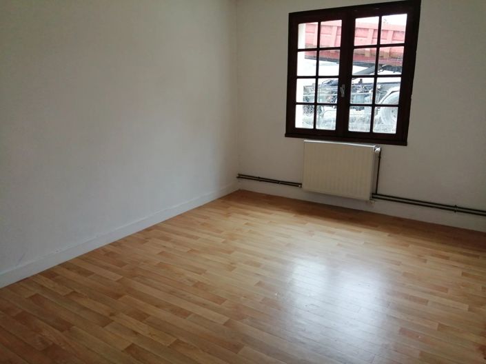 Image No.6-3 Bed House for sale