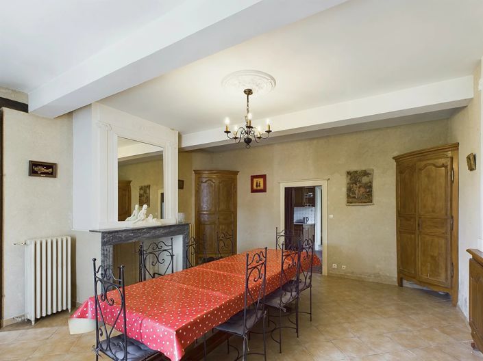 Image No.6-7 Bed House for sale