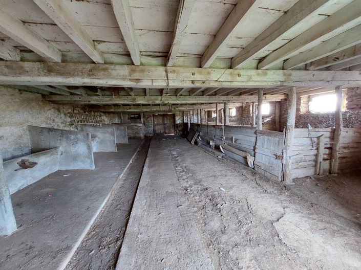 Image No.10-3 Bed House for sale