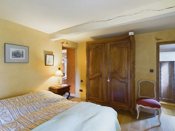 Image No.12-4 Bed House for sale