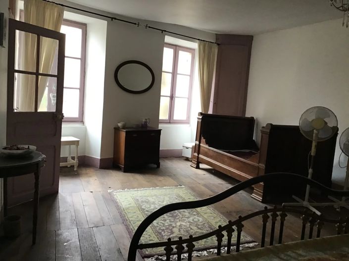 Image No.10-2 Bed House for sale