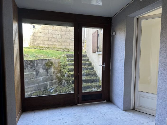 Image No.9-2 Bed House for sale