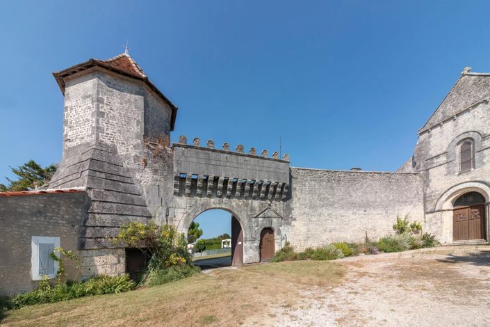 Image No.5-2 Bed House for sale