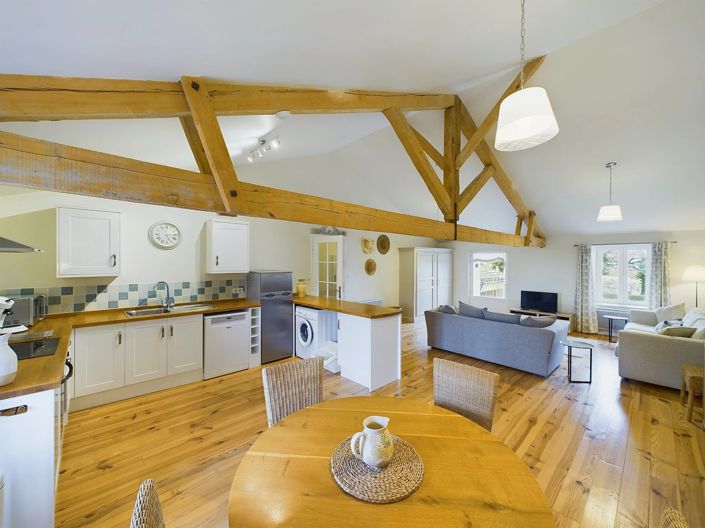 Image No.15-13 Bed House for sale