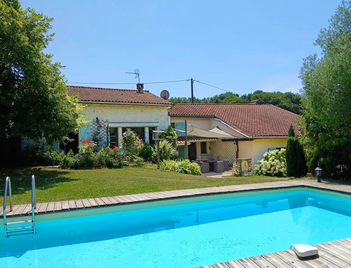 Image No.1-5 Bed House for sale