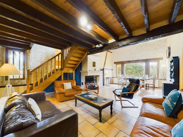 Image No.3-5 Bed House for sale