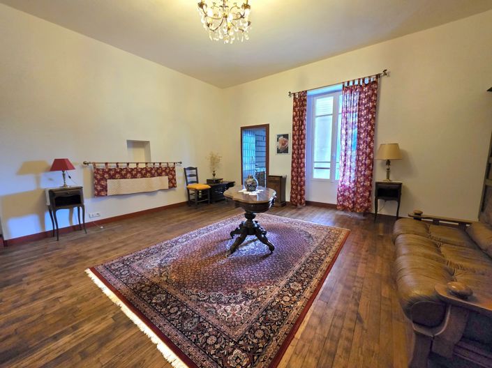 Image No.11-4 Bed Village House for sale