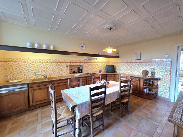 Image No.5-4 Bed Village House for sale