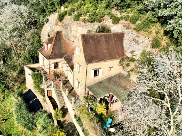 Image No.12-3 Bed Village House for sale