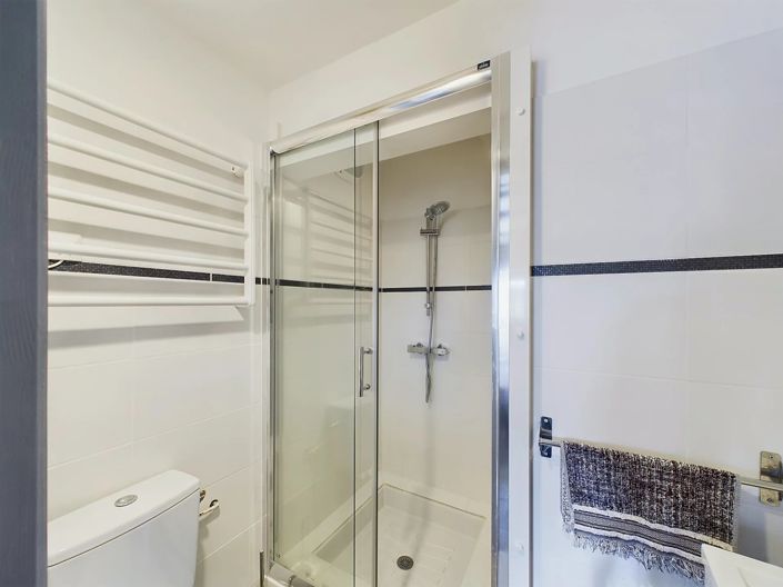 Image No.13-4 Bed House for sale