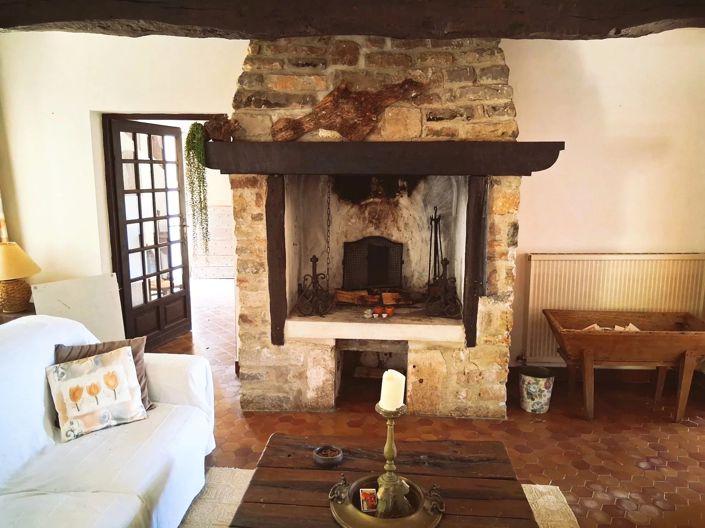 Image No.6-5 Bed House for sale