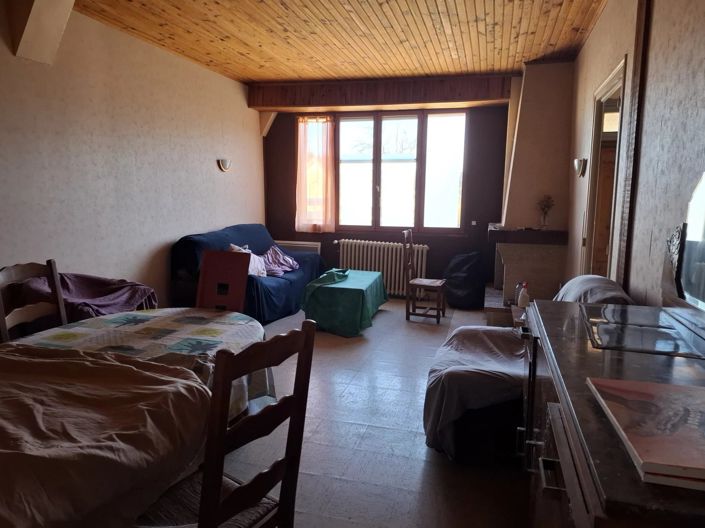 Image No.4-7 Bed Village House for sale