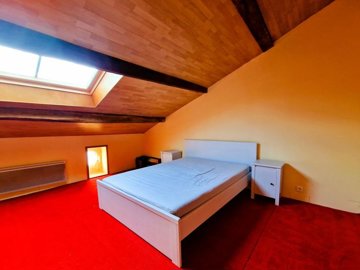 b8025dca0542d1a89cc3f4e5c32f8f274fbb24bcf2192