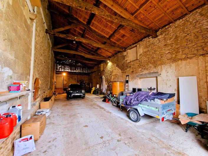 Image No.11-5 Bed House for sale