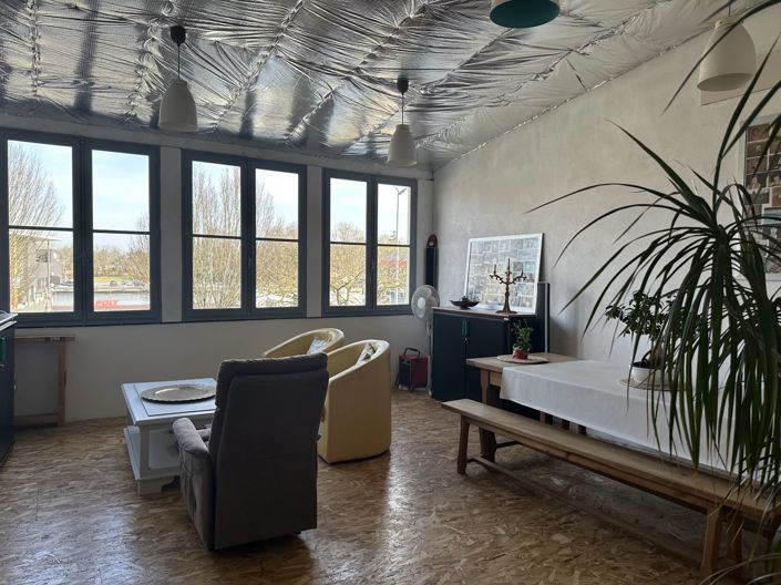 Image No.13-6 Bed House for sale