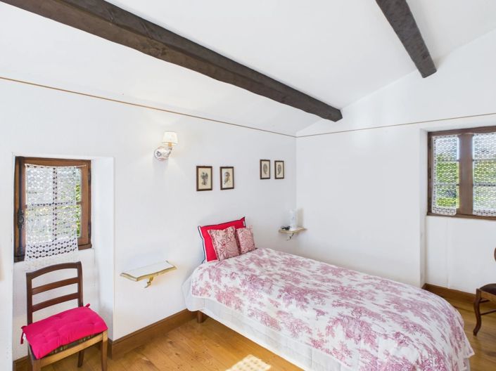 Image No.13-5 Bed House for sale