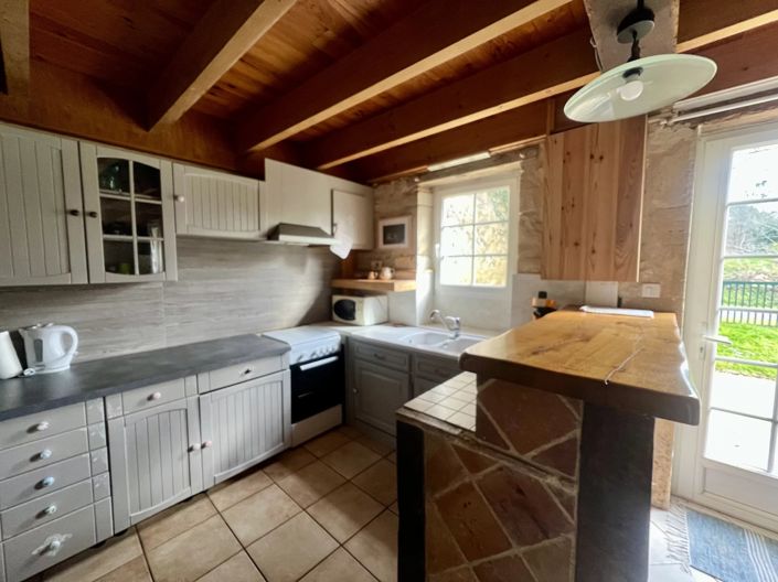 Image No.14-4 Bed House for sale