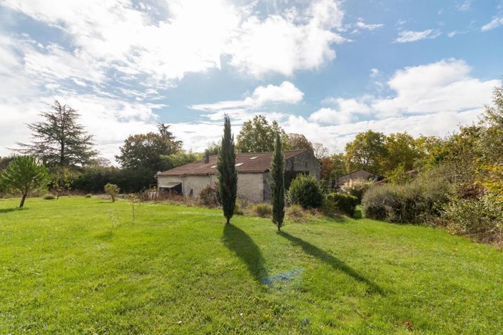 Image No.2-5 Bed House for sale