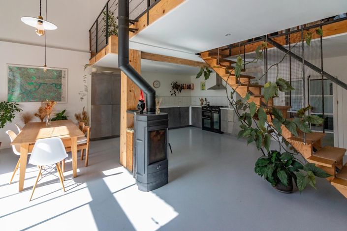 Image No.3-5 Bed House for sale