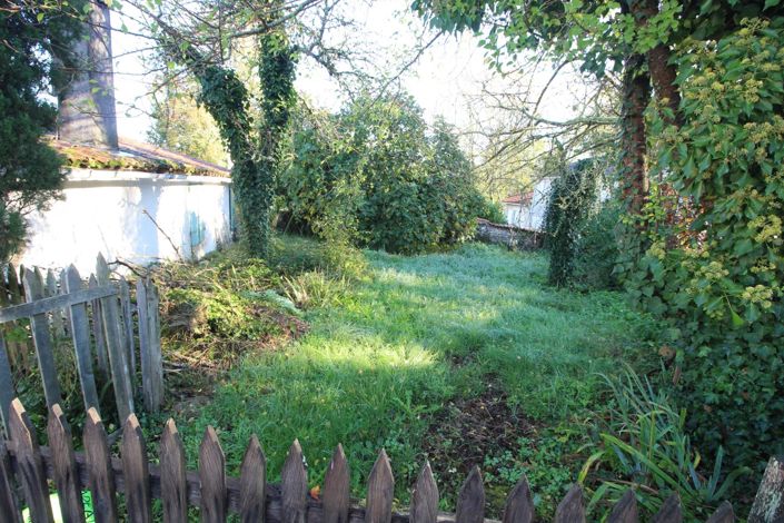 Image No.8-3 Bed House for sale