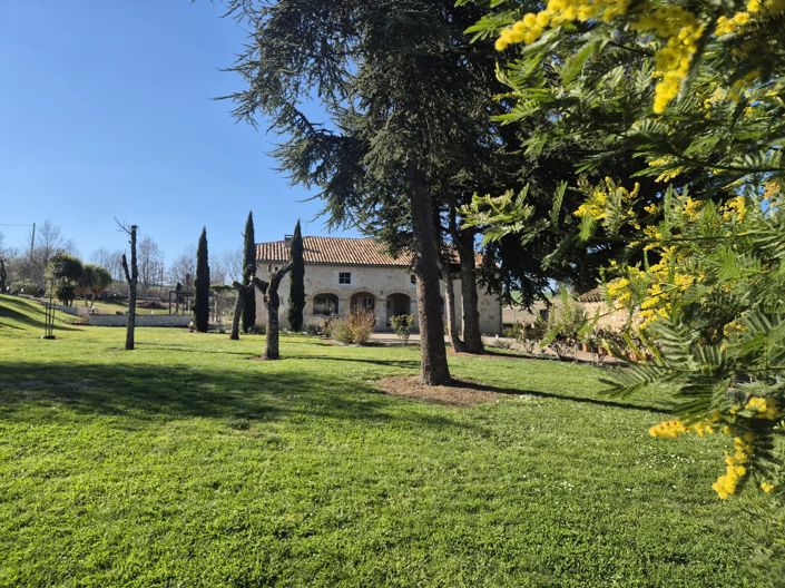 Image No.14-4 Bed House for sale